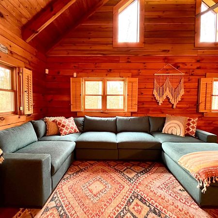 Beautiful Cabin On 83 Acres Near New River Gorge National Park Hico Extérieur photo