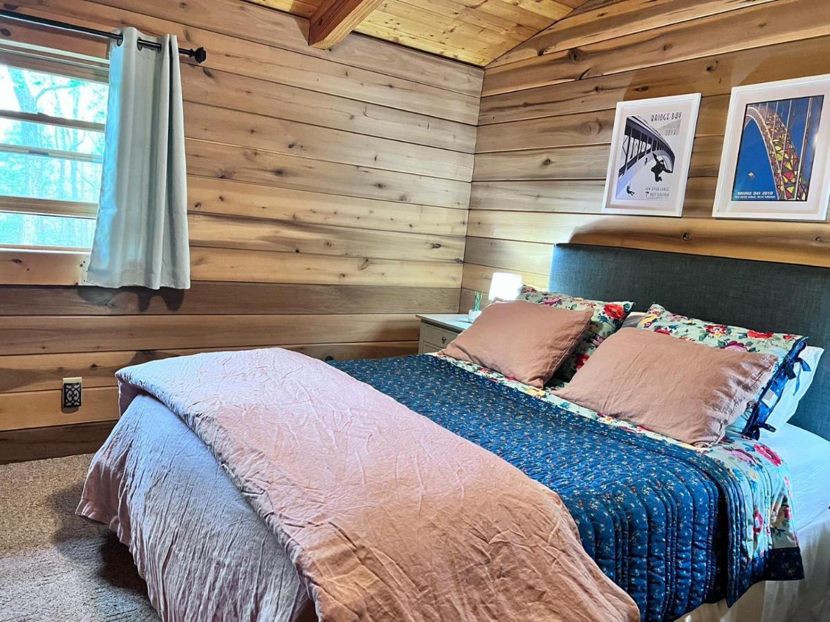 Beautiful Cabin On 83 Acres Near New River Gorge National Park Hico Extérieur photo