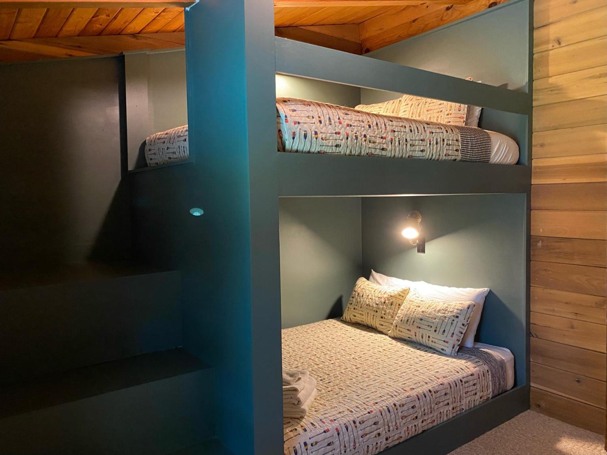 Beautiful Cabin On 83 Acres Near New River Gorge National Park Hico Extérieur photo